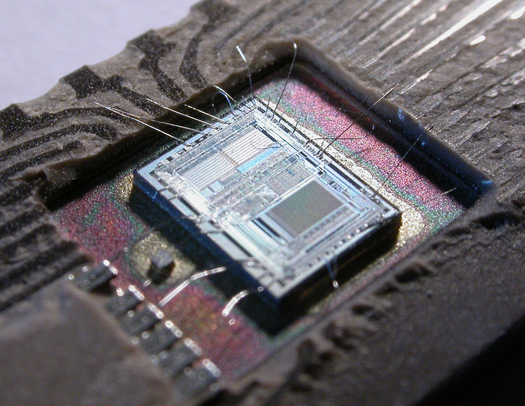 Intel_8742_153056995