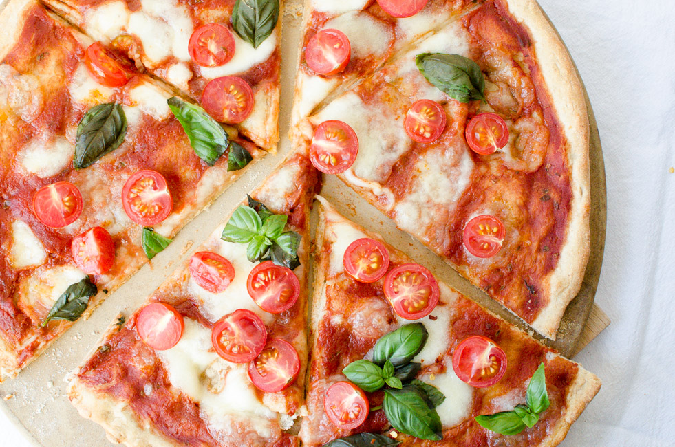 Pizza-Margherita-with-Cherry-Tomatoes-veryEATalian-2-3689318570